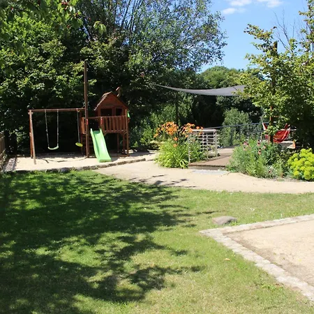 Kraxlhütte Waltersdorf *