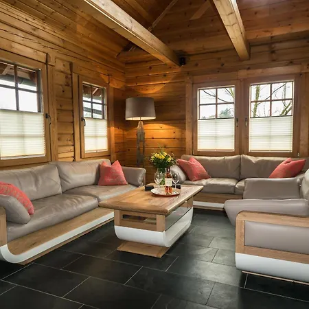 Ferienhaus Kraxlhütte Waltersdorf *